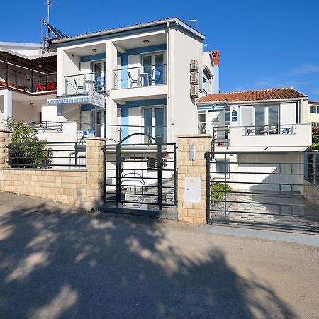 Apartments Nautilus Пула Экстерьер фото