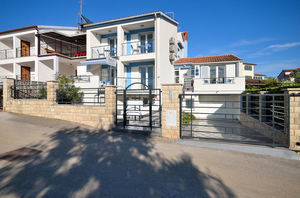 Apartments Nautilus Пула Экстерьер фото